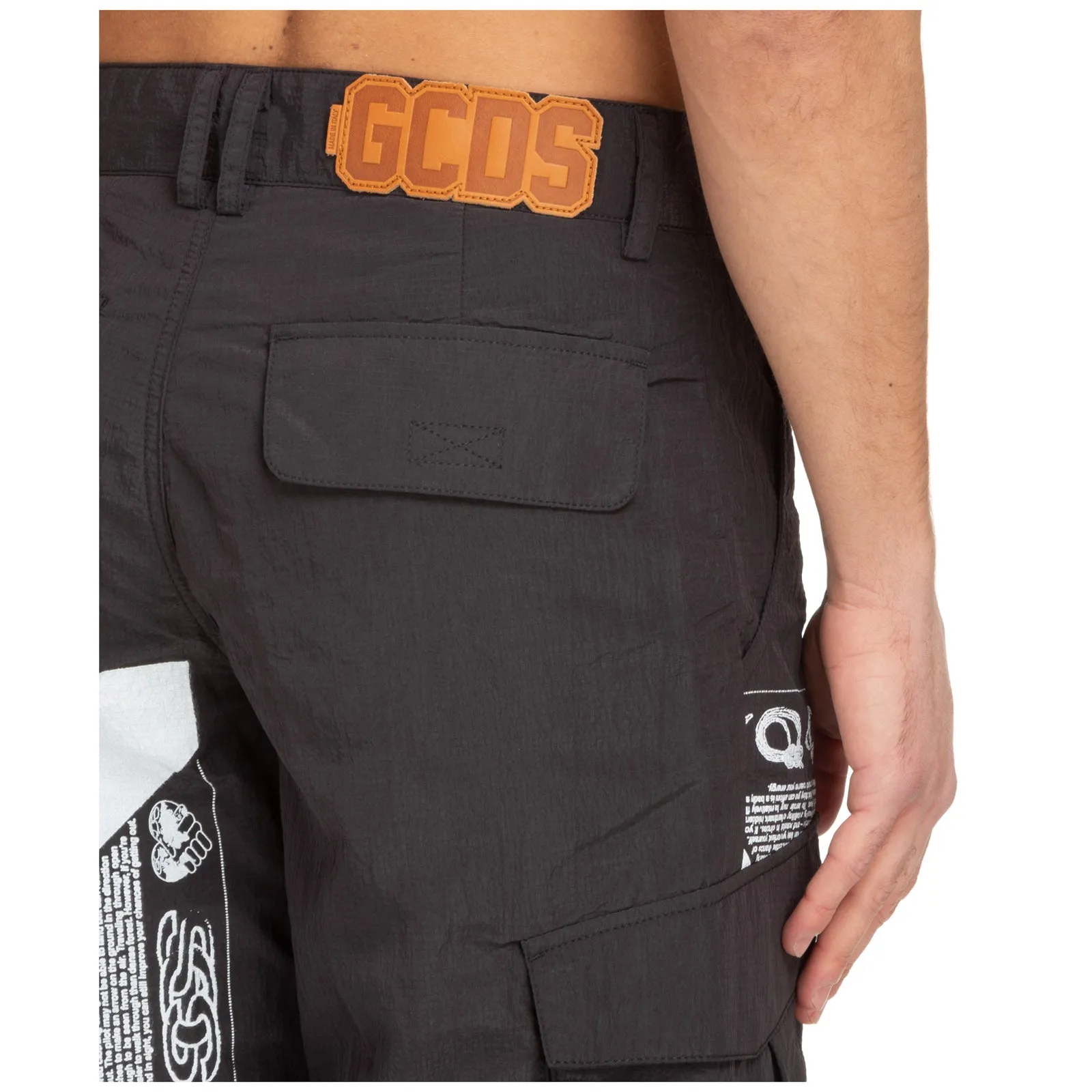 GCDS Universal Flag Bandana Cargo Pants